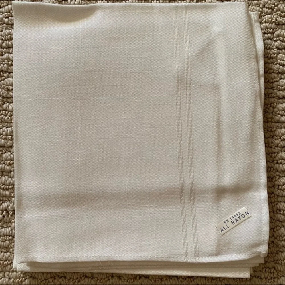 Vintage Off White Cream Stripe Formal Large Dinner Napkins Set of 7 NWOT